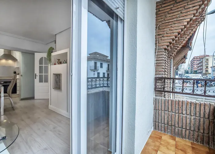 Apto Vallellano Junto Al Casco Historico & Parking Incluido