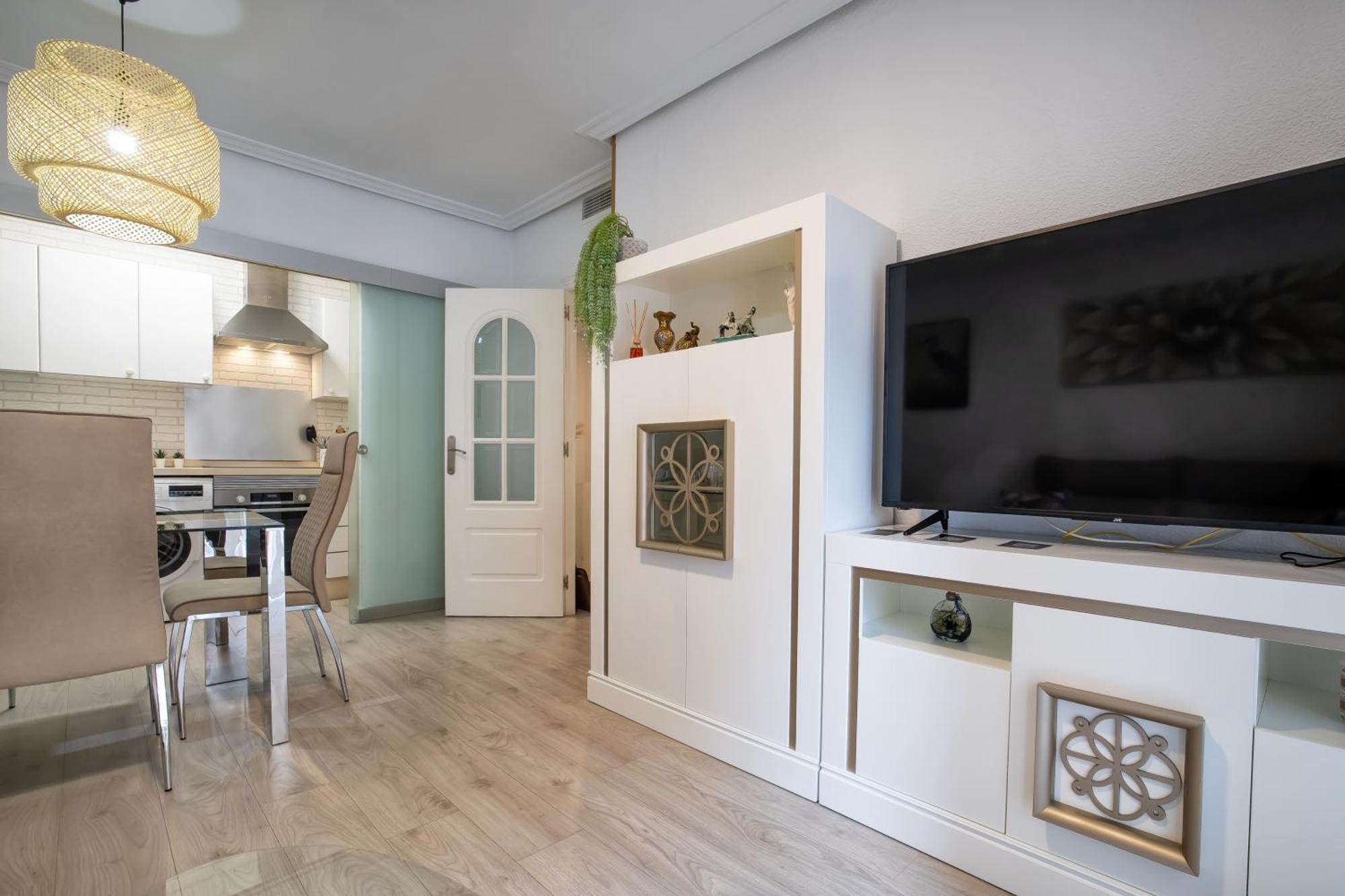 Appartement Apto Vallellano Junto Al Casco Historico & Parking Incluido