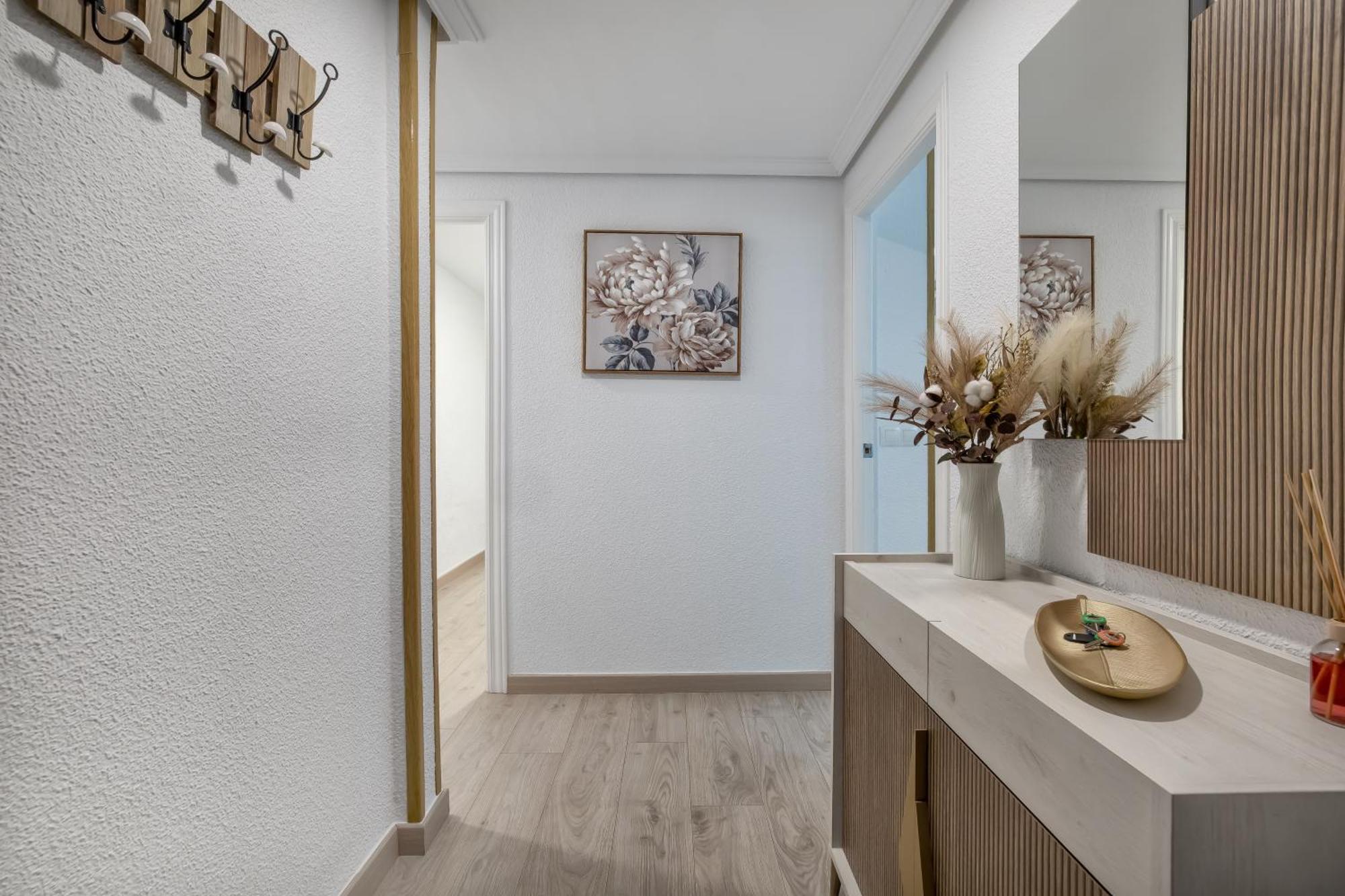 Appartement Apto Vallellano Junto Al Casco Historico & Parking Incluido *