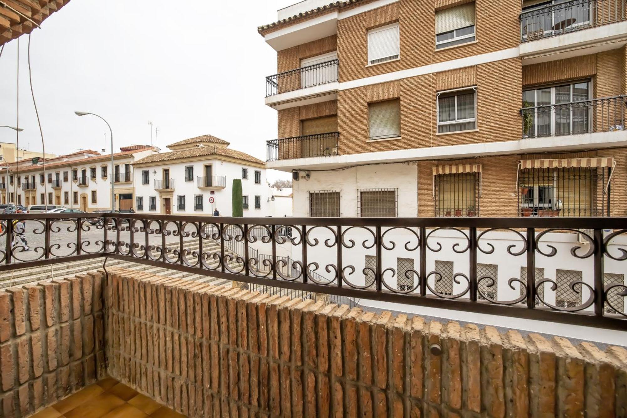 Appartement Apto Vallellano Junto Al Casco Historico & Parking Incluido *